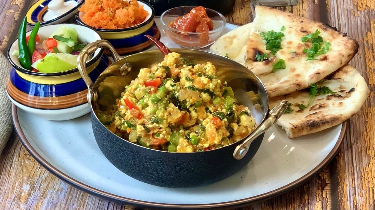 Methi Matar Paneer Bhurji - featuring seasonal winter veggies, this paneer bhurji is a quick and easy weeknight go-to! Enjoy it with some naan or paratha to savour the fresh methi and peas and this is sure to be a family favorite!