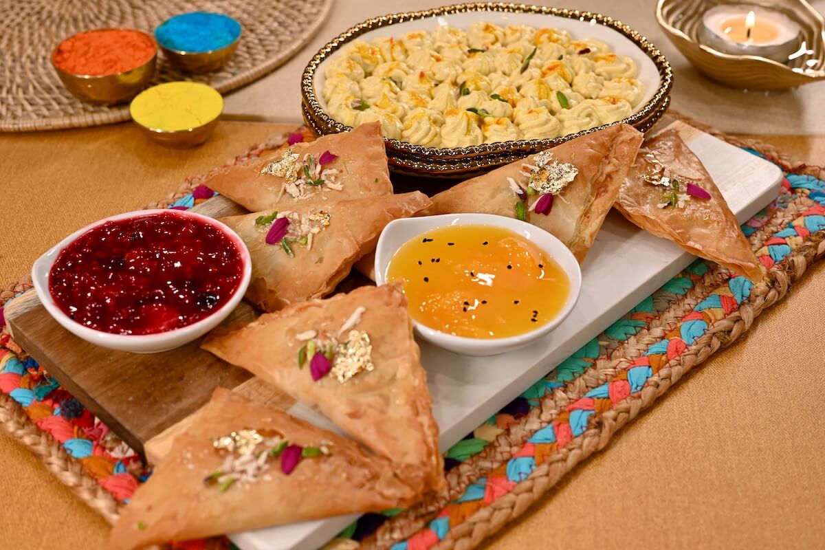 Thandai Shrikhand Gujiya Crisps